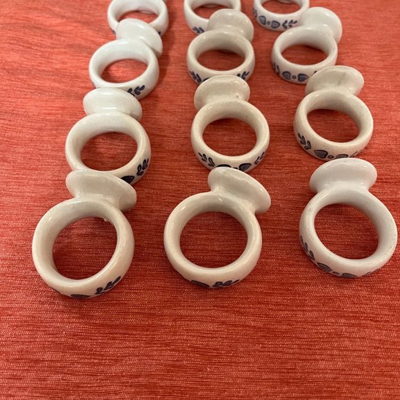 Pfaltzgraff Yorktowne Napkin Rings  13 - Picture 6 of 6